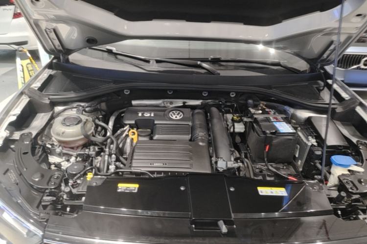 Used Volkswagen T-ROC 2020 280TSI DSG Two-Wheel Drive Comfort Version Engine Bay