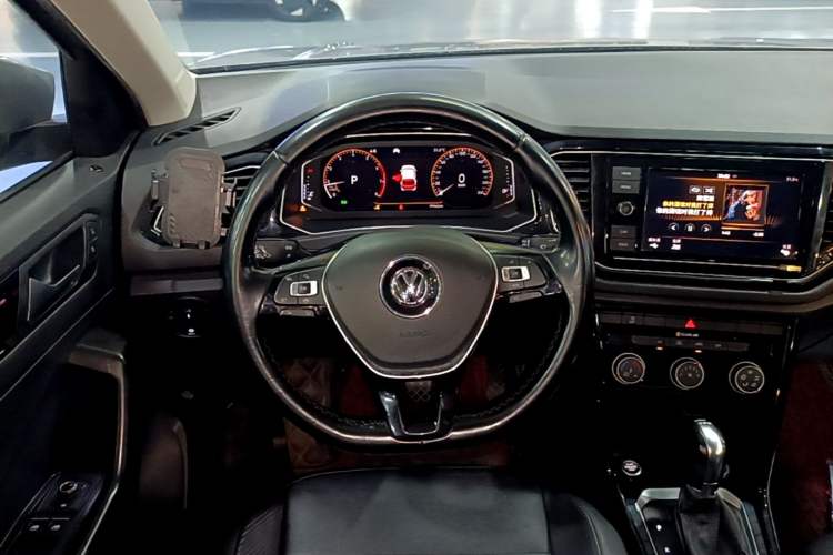 Used Volkswagen T-ROC 2020 280TSI DSG Two-Wheel Drive Comfort Version Steering Wheel