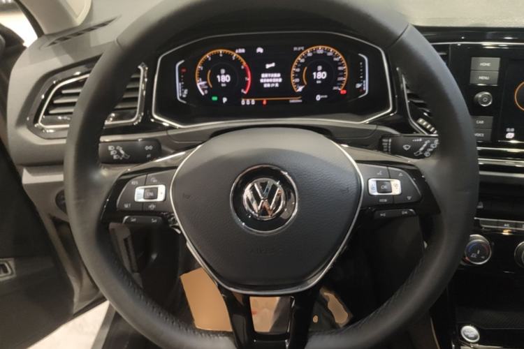 Used Volkswagen T-ROC 2020 280TSI DSG Two-Wheel Drive Comfort Version Steering Wheel