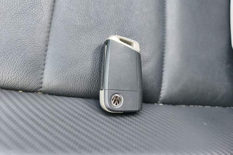 Used Volkswagen T-ROC 2020 280TSI DSG Two-Wheel Drive Comfort Version Vehicle Key