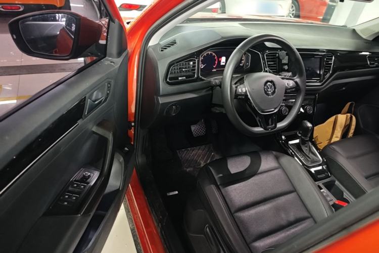 Used Volkswagen T-ROC 2020 280TSI DSG Two-Wheel Drive Comfort Version Driver Seat
