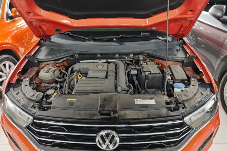 Used Volkswagen T-ROC 2020 280TSI DSG Two-Wheel Drive Comfort Version Engine Bay