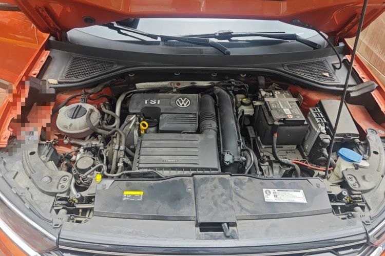 Used Volkswagen T-ROC 2020 230TSI DSG Two-Wheel Drive Advanced Version Engine Bay