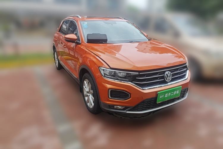 Used Volkswagen T-ROC 2020 230TSI DSG Two-Wheel Drive Advanced Version Front Right 45 Deg