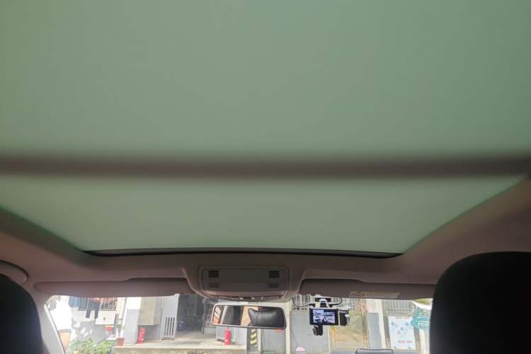 Used Volkswagen T-ROC 2020 230TSI DSG Two-Wheel Drive Advanced Version Headliner