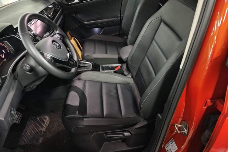 Used Volkswagen T-ROC 2020 280TSI DSG Two-Wheel Drive Comfort Version Left Front Seat