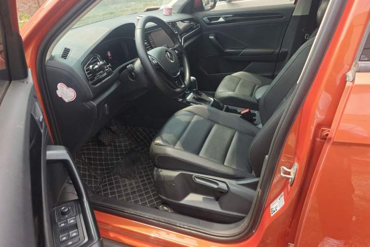 Used Volkswagen T-ROC 2020 280TSI DSG Two-Wheel Drive Comfort Version Left Front Seat