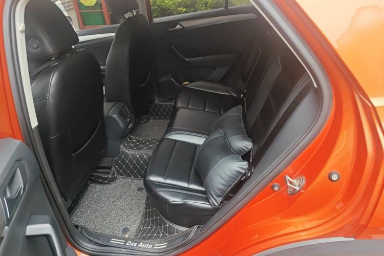 Used Volkswagen T-ROC 2020 230TSI DSG Two-Wheel Drive Advanced Version Left Rear Seat