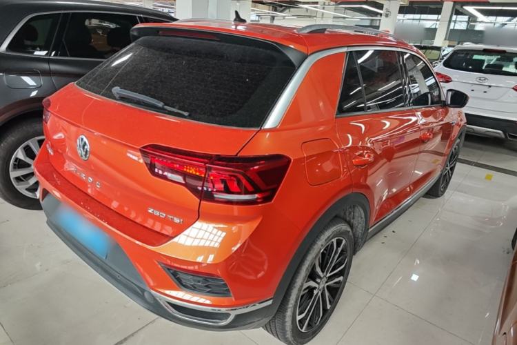 Used Volkswagen T-ROC 2020 280TSI DSG Two-Wheel Drive Comfort Version Rear Right 45 Deg