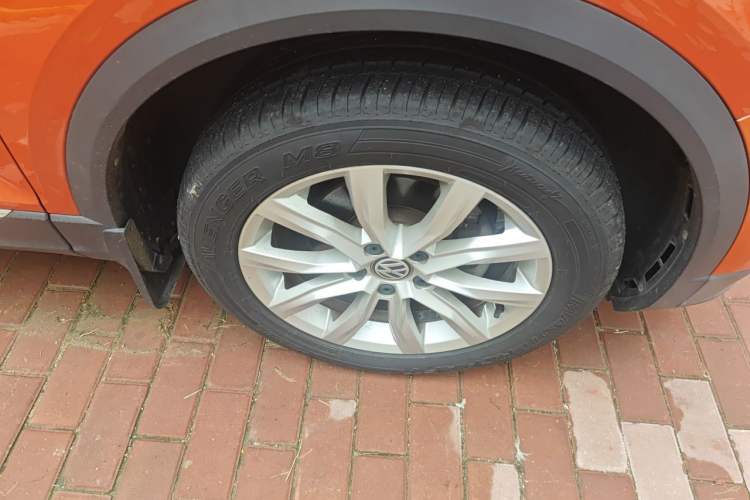 Used Volkswagen T-ROC 2020 230TSI DSG Two-Wheel Drive Advanced Version Right Front Wheel Hub