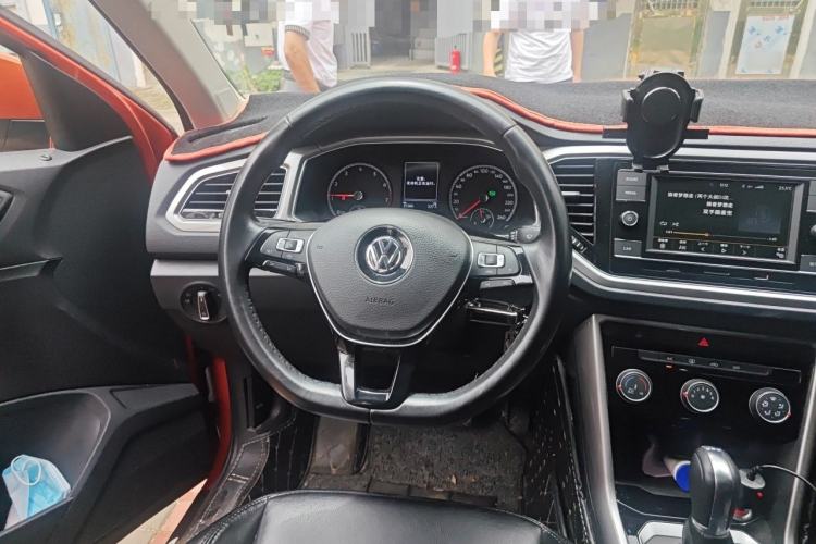 Used Volkswagen T-ROC 2020 230TSI DSG Two-Wheel Drive Advanced Version Steering Wheel