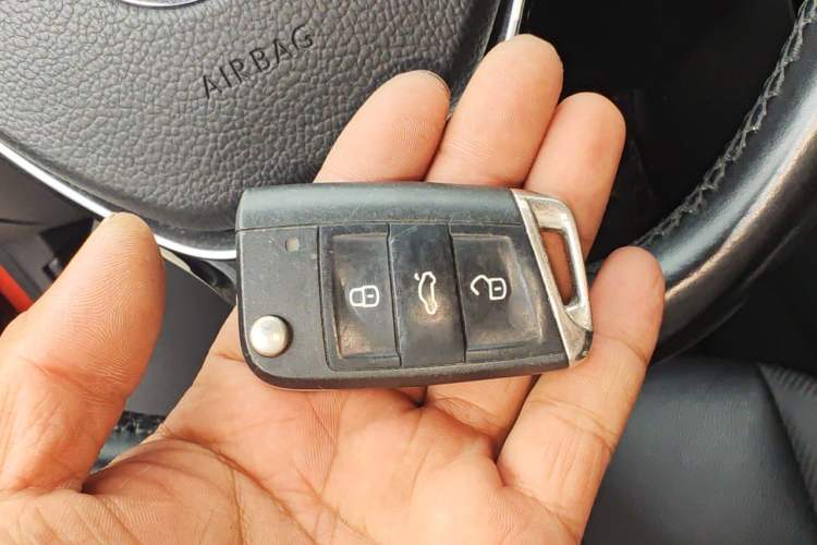 Used Volkswagen T-ROC 2020 280TSI DSG Two-Wheel Drive Comfort Version Vehicle Key