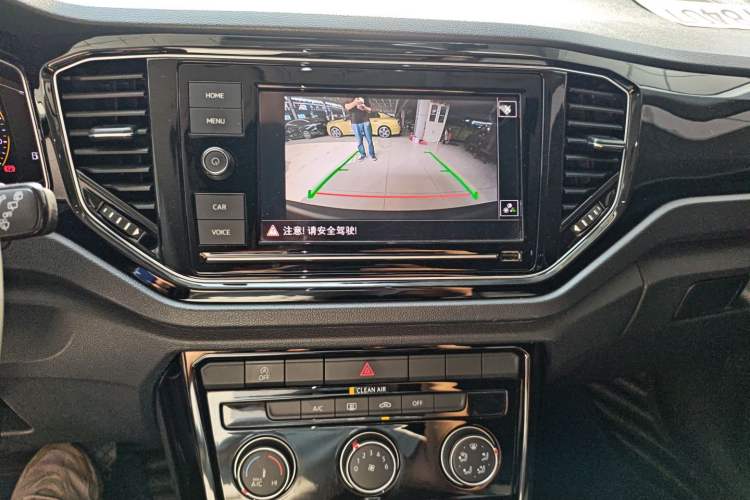 Used Volkswagen T-ROC 2020 280TSI DSG Two-Wheel Drive Comfort Version Audio And AC Panel