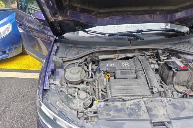 Used Volkswagen T-ROC 2020 280TSI DSG Two-Wheel Drive Comfort Version Engine Bay Right