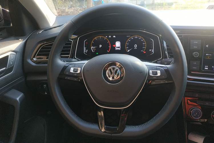 Used Volkswagen T-ROC 2020 280TSI DSG Two-Wheel Drive Comfort Version Interior 4
