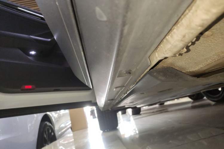 Used Volkswagen T-ROC 2020 280TSI DSG Two-Wheel Drive Comfort Version Left Side Sill