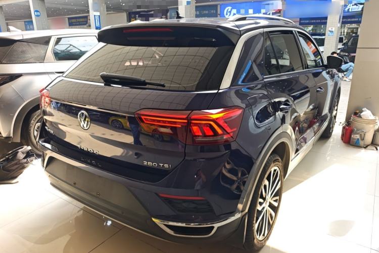 Used Volkswagen T-ROC 2020 280TSI DSG Two-Wheel Drive Comfort Version Rear Right 45 Deg