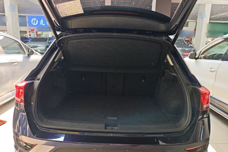 Used Volkswagen T-ROC 2020 280TSI DSG Two-Wheel Drive Comfort Version Trunk