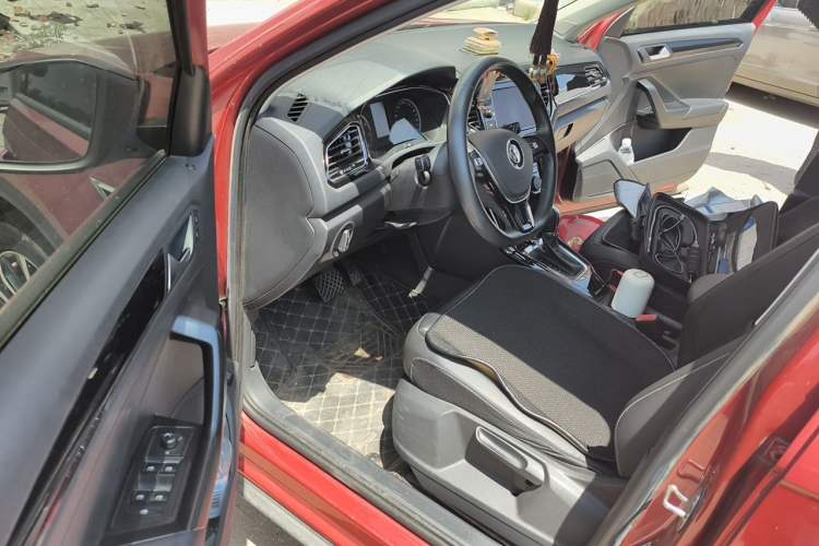 Used Volkswagen T-ROC 2020 280TSI DSG Two-Wheel Drive Comfort Version Driver Seat