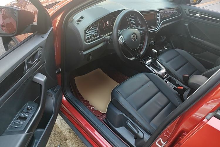 Used Volkswagen T-ROC 2020 280TSI DSG Two-Wheel Drive Comfort Version Driver Seat