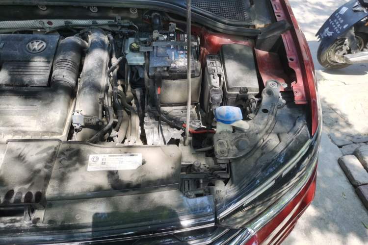 Used Volkswagen T-ROC 2020 280TSI DSG Two-Wheel Drive Comfort Version Engine Bay Left