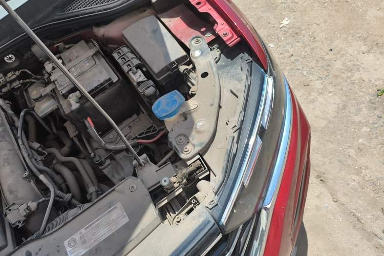 Used Volkswagen T-ROC 2020 280TSI DSG Two-Wheel Drive Comfort Version Engine Bay Left