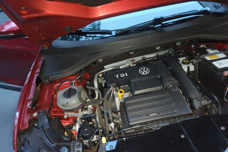 Used Volkswagen T-ROC 2020 230TSI DSG Two-Wheel Drive Advanced Version Engine Bay Right