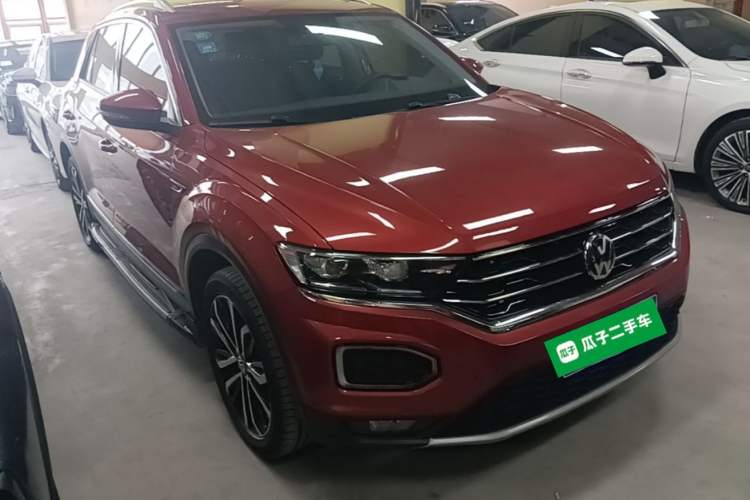 Used Volkswagen T-ROC 2020 280TSI DSG Two-Wheel Drive Comfort Version Front Right 45 Deg