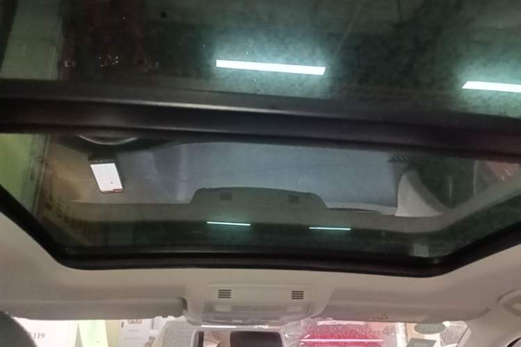 Used Volkswagen T-ROC 2020 280TSI DSG Two-Wheel Drive Comfort Version Headliner