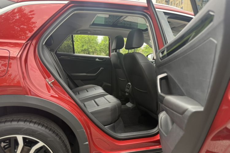 Used Volkswagen T-ROC 2020 280TSI DSG Two-Wheel Drive Comfort Version Interior 7