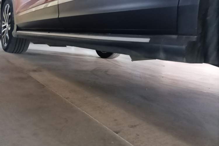 Used Volkswagen T-ROC 2020 280TSI DSG Two-Wheel Drive Comfort Version Left Side Sill