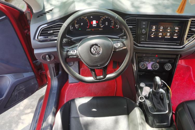 Used Volkswagen T-ROC 2020 280TSI DSG Two-Wheel Drive Comfort Version Steering Wheel