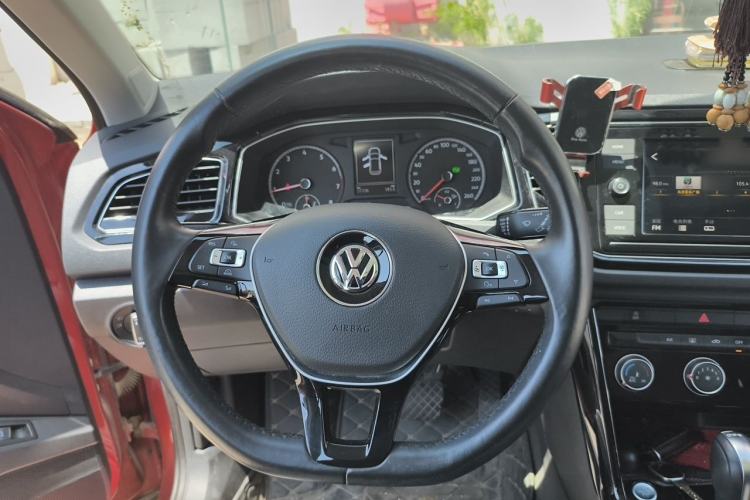 Used Volkswagen T-ROC 2020 280TSI DSG Two-Wheel Drive Comfort Version Steering Wheel