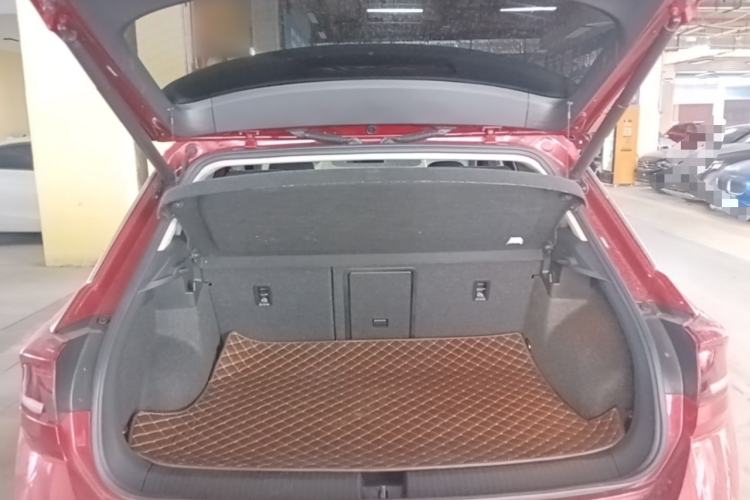 Used Volkswagen T-ROC 2020 280TSI DSG Two-Wheel Drive Comfort Version Trunk