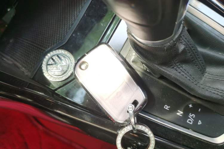 Used Volkswagen T-ROC 2020 280TSI DSG Two-Wheel Drive Comfort Version Vehicle Key