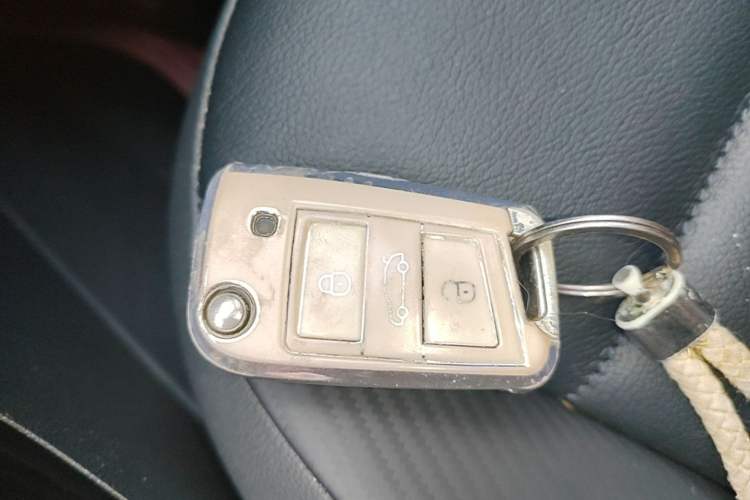Used Volkswagen T-ROC 2020 280TSI DSG Two-Wheel Drive Comfort Version Vehicle Key