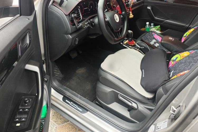 Used Volkswagen T-ROC 2020 280TSI DSG Two-Wheel Drive Comfort Version Driver Seat