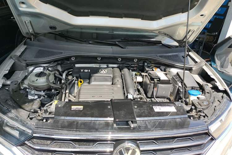 Used Volkswagen T-ROC 2020 280TSI DSG Two-Wheel Drive Comfort Version Engine Bay