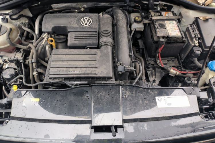 Used Volkswagen T-ROC 2020 280TSI DSG Two-Wheel Drive Comfort Version Engine Bay