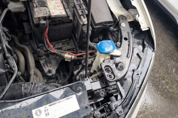 Used Volkswagen T-ROC 2020 280TSI DSG Two-Wheel Drive Comfort Version Engine Bay Left