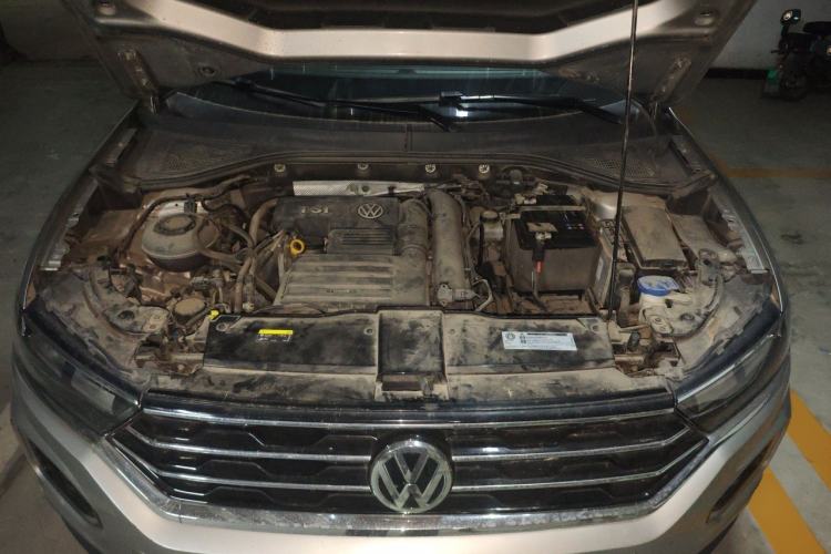 Used Volkswagen T-ROC 2020 280TSI DSG Two-Wheel Drive Comfort Version Engine Bay