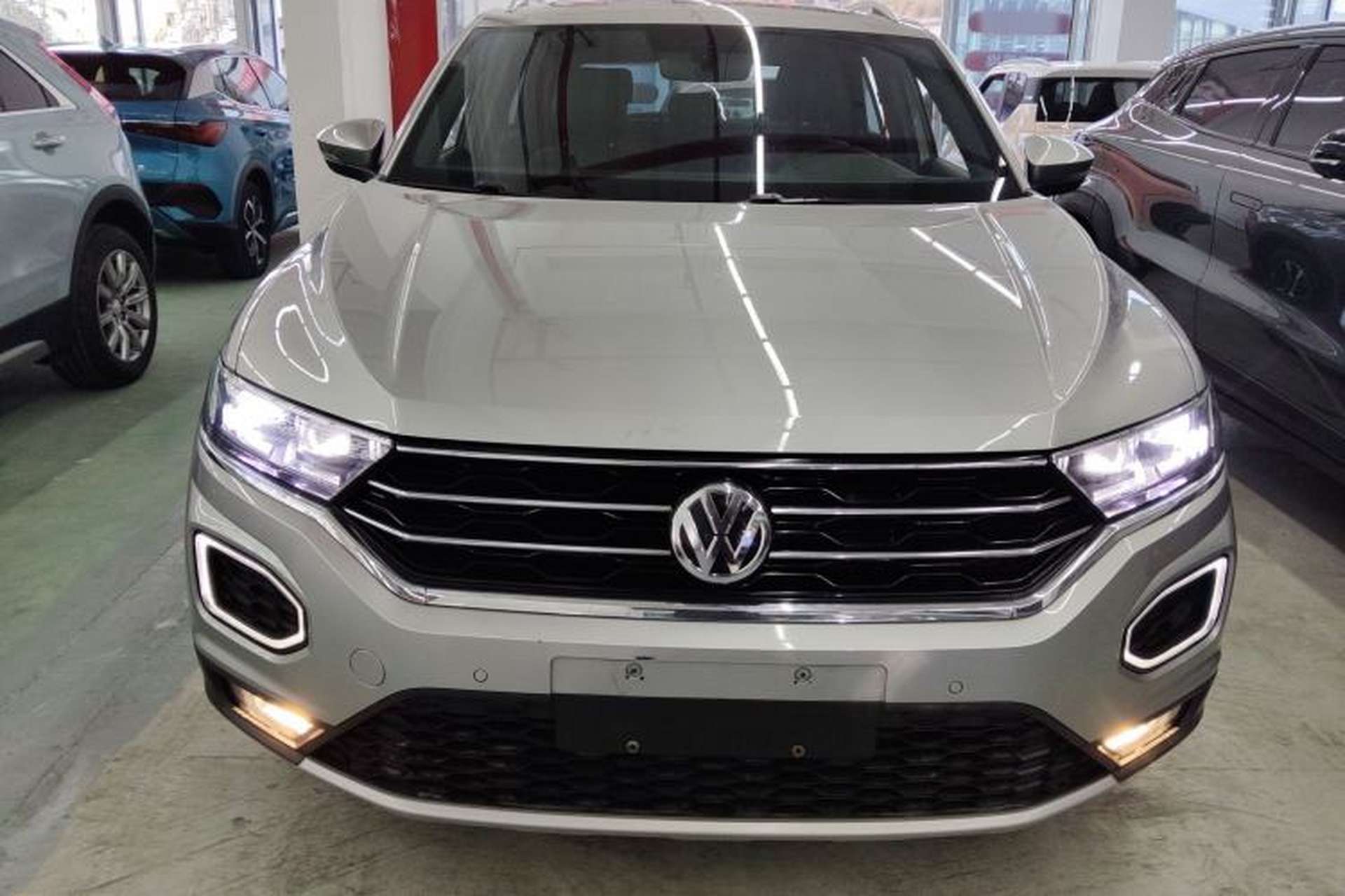 Used Volkswagen T-ROC 2020 280TSI DSG Two-Wheel-Drive Luxury Version Front