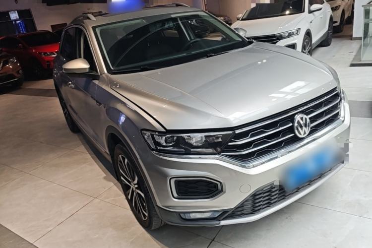 Used Volkswagen T-ROC 2020 280TSI DSG Two-Wheel Drive Comfort Version Front Right 45 Deg