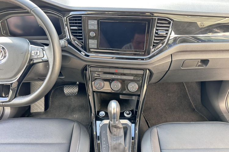 Used Volkswagen T-ROC 2020 280TSI DSG Two-Wheel Drive Comfort Version Interior 10