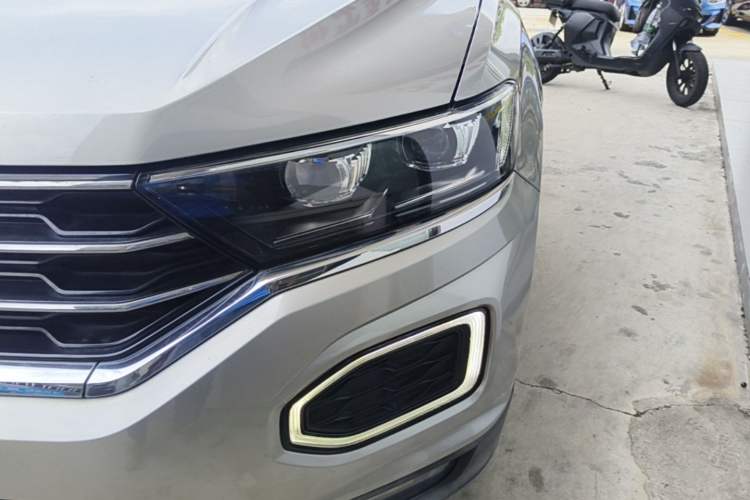 Used Volkswagen T-ROC 2020 280TSI DSG Two-Wheel Drive Comfort Version Left Front Headlight