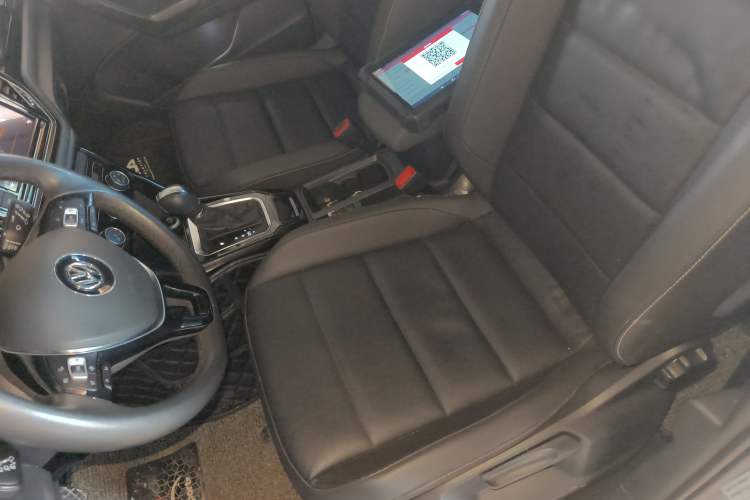Used Volkswagen T-ROC 2020 280TSI DSG Two-Wheel Drive Comfort Version Left Front Seat