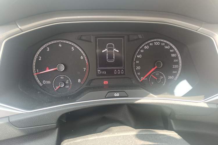 Used Volkswagen T-ROC 2020 230TSI DSG Two-Wheel Drive Advanced Version Odometer Close Up