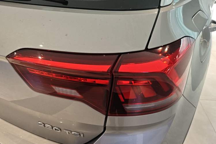 Used Volkswagen T-ROC 2020 280TSI DSG Two-Wheel Drive Comfort Version Right Rear Taillight