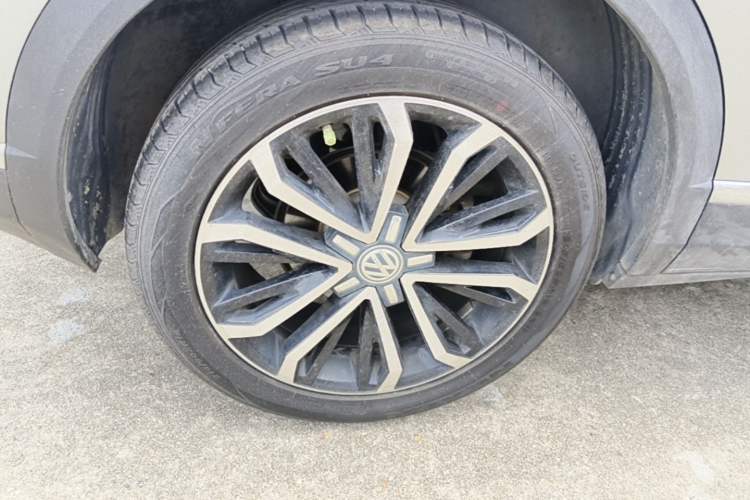Used Volkswagen T-ROC 2020 280TSI DSG Two-Wheel Drive Comfort Version Right Rear Wheel Hub