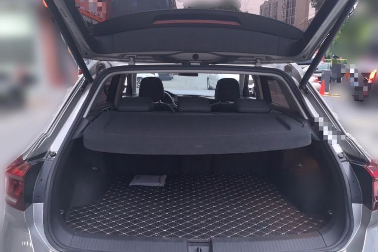 Used Volkswagen T-ROC 2020 280TSI DSG Two-Wheel-Drive Luxury Version Trunk